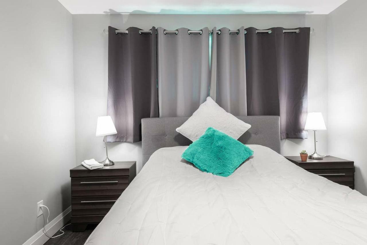 Entire 2 Bedroom Apartment Uptown Waterloo - E2 Buitenkant foto